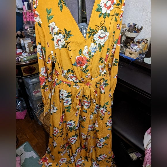 Unique Vintage plus size yellow maxi boho dress floral cute - Picture 3 of 5